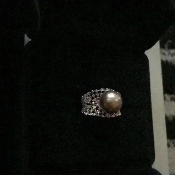 Custom Made Genuine Pearl Jewelry Set - Picture 9 of 17